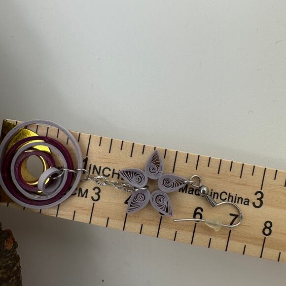 Dangle Quilled Hoop and Star Earrings Purple Paper Quilling Boho Peasant Cottage - Picture 3 of 4